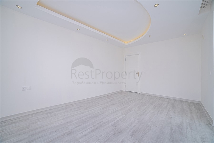 دوبلكس واسعة  - 3 غرف وصالة مع جاكوزي خاص - في محمودلار / الانيا 