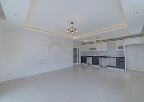 دوبلكس واسعة  - 3 غرف وصالة مع جاكوزي خاص - في محمودلار / الانيا 