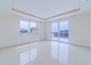 دوبلكس واسعة  - 3 غرف وصالة مع جاكوزي خاص - في محمودلار / الانيا 