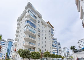 دوبلكس واسعة  - 3 غرف وصالة مع جاكوزي خاص - في محمودلار / الانيا 