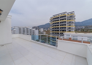 دوبلكس واسعة  - 3 غرف وصالة مع جاكوزي خاص - في محمودلار / الانيا 