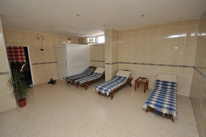 شقة غرفتين وصالة مفروشة -ضمن مجمع عائلي - في جيكجلي / الانيا 