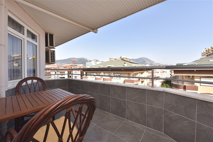 موقع مركزي - شقة غرفة وصالة مفروشة  -في اوبا / الانيا 