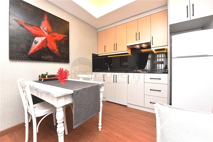 موقع مركزي - شقة غرفة وصالة مفروشة  -في اوبا / الانيا 