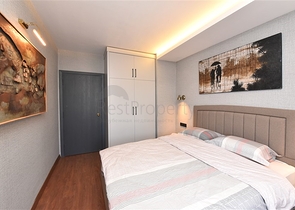 موقع مركزي - شقة غرفة وصالة مفروشة  -في اوبا / الانيا 