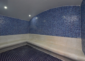 مجمع سكني حديث - شقة غرفة وصالة - في افسلار / الانيا 