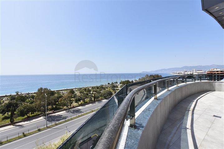 مجمع فاخر - شقة اطلالة بحرية مباشرة - من تصميم 1+2 - في كارجيجاك / الانيا 