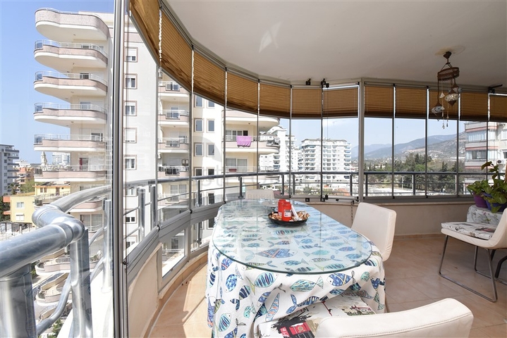 شقة واسعة - غرفتين وصالة مفروشة - في محمودلار / الانيا 