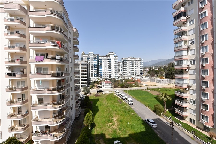 شقة واسعة - غرفتين وصالة مفروشة - في محمودلار / الانيا 