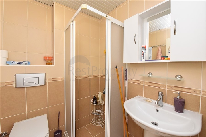 شقة واسعة - غرفتين وصالة مفروشة - في محمودلار / الانيا 