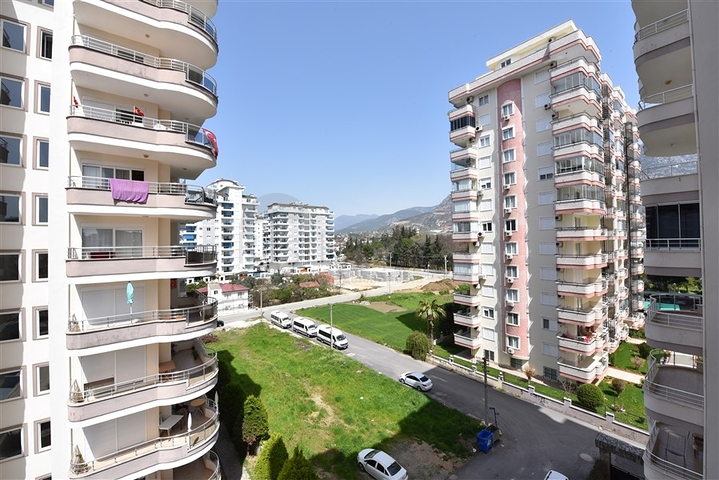 شقة واسعة - غرفتين وصالة مفروشة - في محمودلار / الانيا 