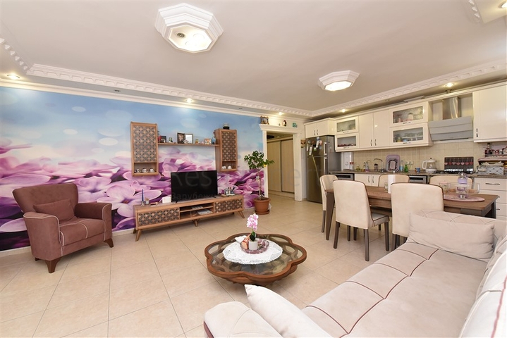 شقة واسعة - غرفتين وصالة مفروشة - في محمودلار / الانيا 