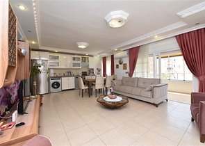 شقة واسعة - غرفتين وصالة مفروشة - في محمودلار / الانيا 