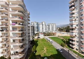 شقة واسعة - غرفتين وصالة مفروشة - في محمودلار / الانيا 