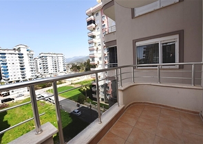 شقة واسعة - غرفتين وصالة مفروشة - في محمودلار / الانيا 