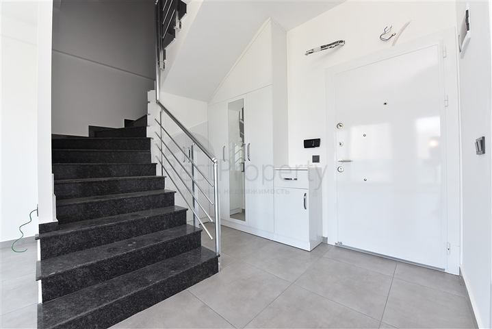 اطلالة بحر - دوبلكس 2 غرفة وصالة - مجمع سكني حديث -  محمودلار / الانيا 