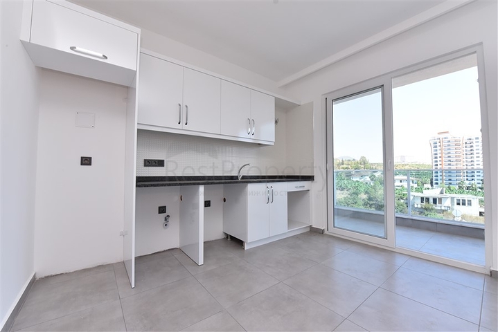 اطلالة بحر - دوبلكس 2 غرفة وصالة - مجمع سكني حديث -  محمودلار / الانيا 