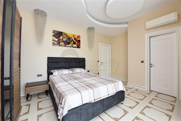 اطلالة بحر - دوبلكس فاخرة 3 غرف وصالة - في محمودلار / الانيا 