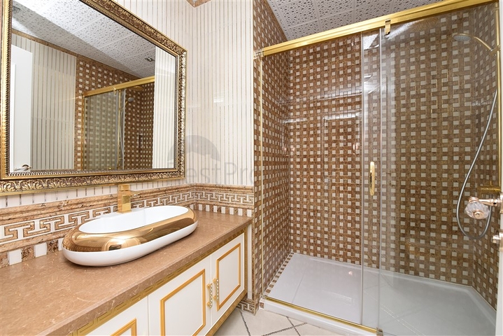 اطلالة بحر - دوبلكس فاخرة 3 غرف وصالة - في محمودلار / الانيا 