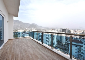 اطلالة بحر - دوبلكس فاخرة 3 غرف وصالة - في محمودلار / الانيا 