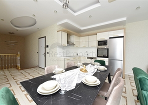 اطلالة بحر - دوبلكس فاخرة 3 غرف وصالة - في محمودلار / الانيا 