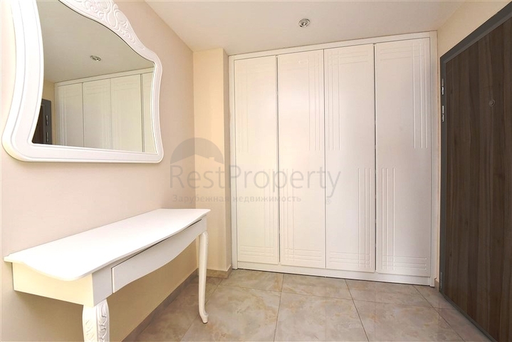 اطلالة بحر ساحرة - دوبلكس 4 غرف وصالة ضمن مجمع سكني - في كاستل / الانيا 