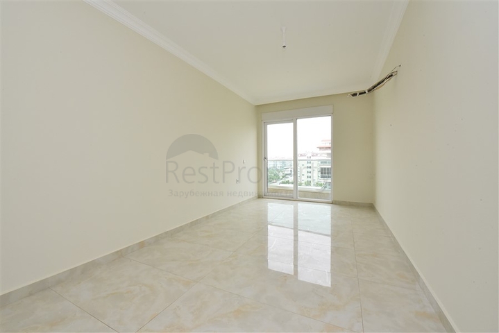 اطلالة بحر ساحرة - دوبلكس 4 غرف وصالة ضمن مجمع سكني - في كاستل / الانيا 