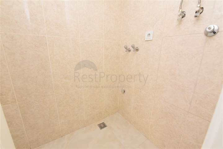 اطلالة بحر ساحرة - دوبلكس 4 غرف وصالة ضمن مجمع سكني - في كاستل / الانيا 