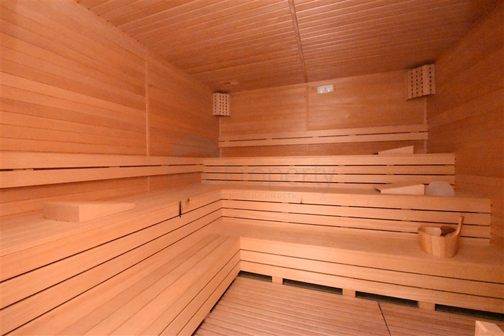 اطلالة بحر ساحرة - دوبلكس 4 غرف وصالة ضمن مجمع سكني - في كاستل / الانيا 