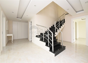 اطلالة بحر ساحرة - دوبلكس 4 غرف وصالة ضمن مجمع سكني - في كاستل / الانيا 