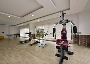 اطلالة بحر ساحرة - دوبلكس 4 غرف وصالة ضمن مجمع سكني - في كاستل / الانيا 