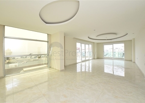 اطلالة بحر ساحرة - دوبلكس 4 غرف وصالة ضمن مجمع سكني - في كاستل / الانيا 