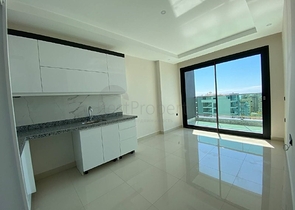 اطلالة بحر - مجمع جديد - غرفة وصالة - في محمودلار / الانيا 