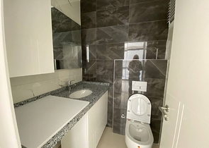 اطلالة بحر - مجمع جديد - غرفة وصالة - في محمودلار / الانيا 