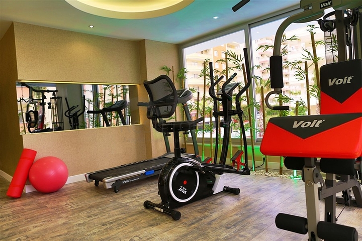 شقة انيقة - تصميم غرفة وصالة مفروشة - في محمودلار / الانيا 