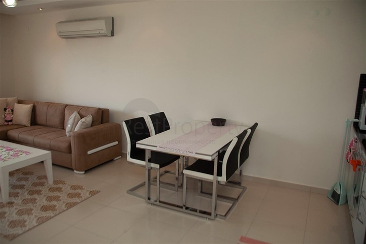 اطلالة مفتوحة - شقة غرفة وصالة مفروشة - مجمع يضم كافة الخدمات - في افسلار / الانيا 