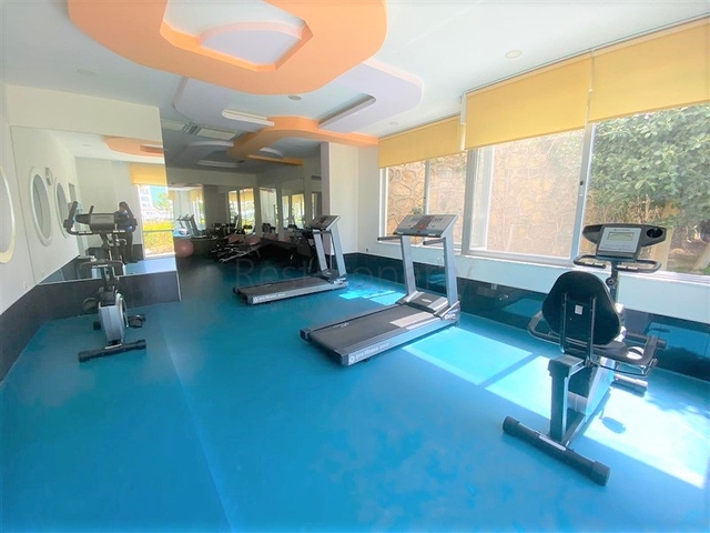 اطلالة مفتوحة - شقة غرفة وصالة مفروشة - مجمع يضم كافة الخدمات - في افسلار / الانيا 