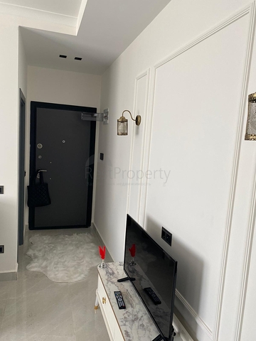 اطلالة مفتوحة - شقة غرفة وصالة جديدة -ضمن مجمع سكني - في محمودلار / الانيا 