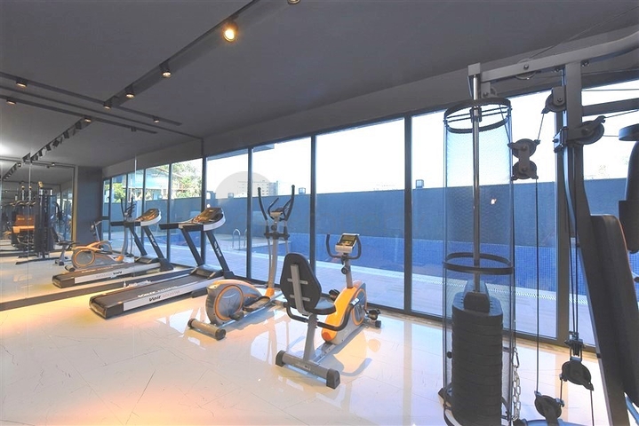 اطلالة مفتوحة - شقة غرفة وصالة جديدة -ضمن مجمع سكني - في محمودلار / الانيا 