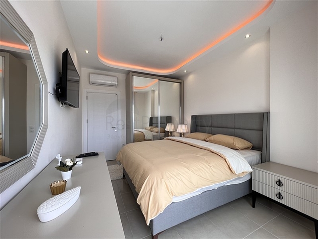 اطلالة بحر - شقة غرفة وصالة ضمن مجمع سكني حديث - في محمودلار /الانيا 