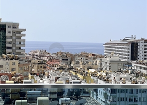 اطلالة بحر - شقة غرفة وصالة ضمن مجمع سكني حديث - في محمودلار /الانيا 