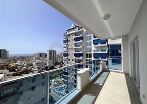 اطلالة بحر - شقة غرفة وصالة ضمن مجمع سكني حديث - في محمودلار /الانيا 