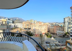 اطلالة مفتوحة - اثاث جديد - شقة غرفتين وصالة - في محمودلار / الانيا 