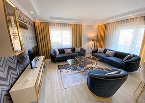 اطلالة مفتوحة - اثاث جديد - شقة غرفتين وصالة - في محمودلار / الانيا 