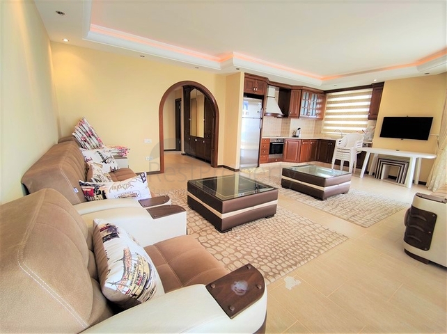 اطلالة بحر - شقة غرفيتن وصالة واسعة - في محمودلار/ الانيا 