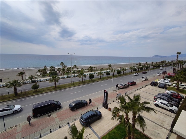 اطلالة بحر - شقة غرفيتن وصالة واسعة - في محمودلار/ الانيا 