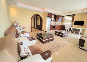 اطلالة بحر - شقة غرفيتن وصالة واسعة - في محمودلار/ الانيا 