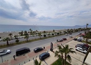 اطلالة بحر - شقة غرفيتن وصالة واسعة - في محمودلار/ الانيا 