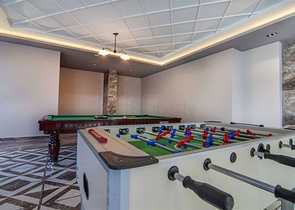 اطلالة مباشرة على البحر - شقة غرفتين وصالة مفروشة - في محمودلار / الانيا 