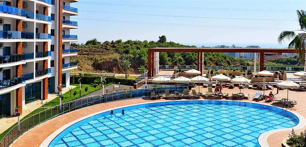 اطلالة بحر - شقة غرفتين وصالة - ضمن مجمع 5 نجوم - في محمودلار / الانيا 